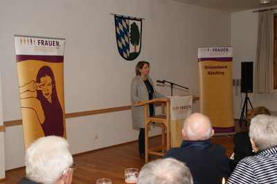 In meiner Rede berichtete ich u.a. von meinen Eindr�cken bei der Klausurtagung in Kreuth und von der Arbeit in den Aussch�ssen 