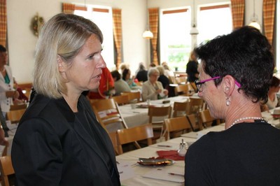 Claudia Forster