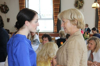 Julia Bartz und Erika G�rlitz im Gespr�ch