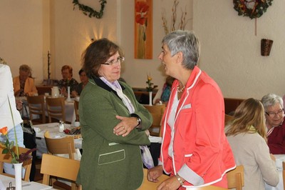 Information und Gespr�che
