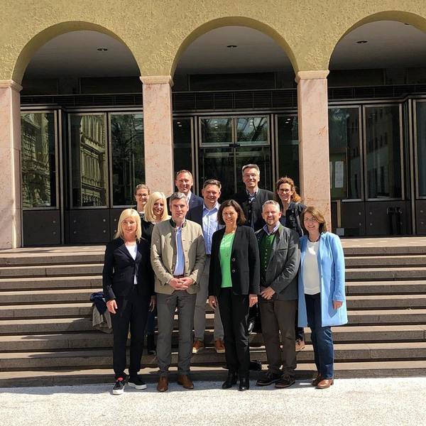 Bei einer Delegationsreise nach S�dtirol tauschten sich die oberbayerischen CSU-Landtagsabgeordneten mit den Abgeordneten der S�dtiroler Volkspartei (SVP) aus.